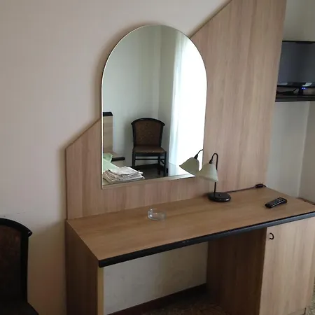 Hotel Roma 3*